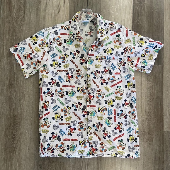 Mickey Mouse Around the World men’s L button down shirt - Picture 1 of 2